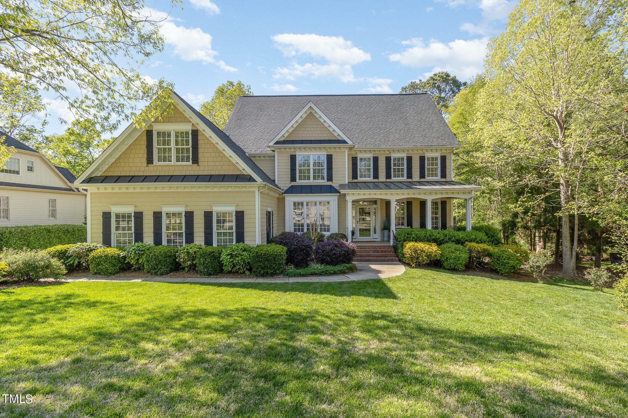 Property Photo: 800 Parkridge Drive NC 27527