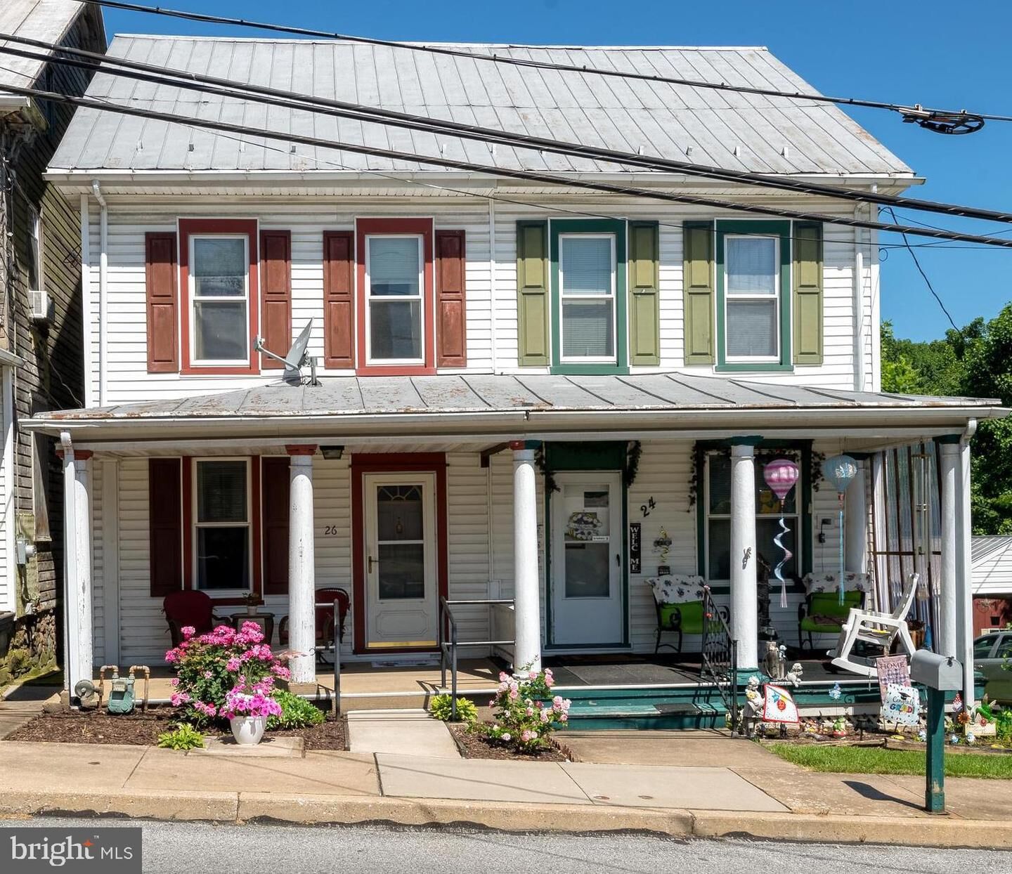 Property Photo:  26 S Landvale Street  PA 17370 