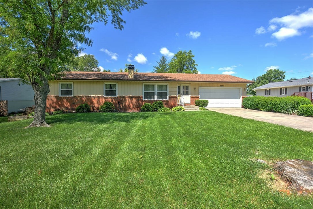 1625 Brentwood Court  Mt. Zion IL 62549 photo