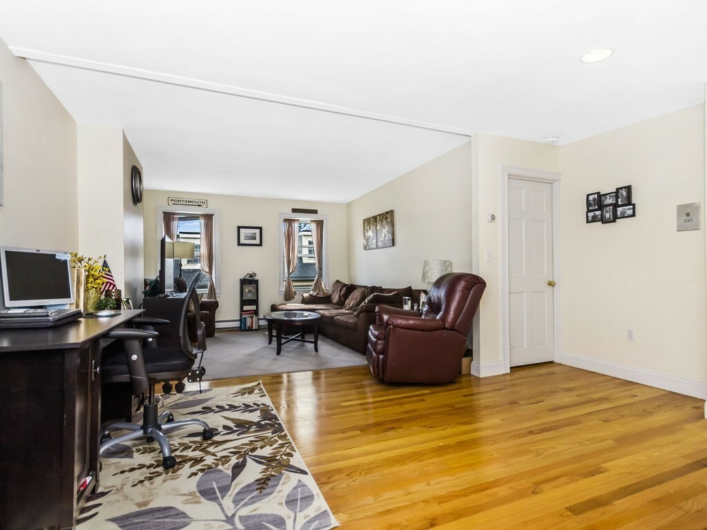 Property Photo:  98 Elm Street 3  MA 02129 