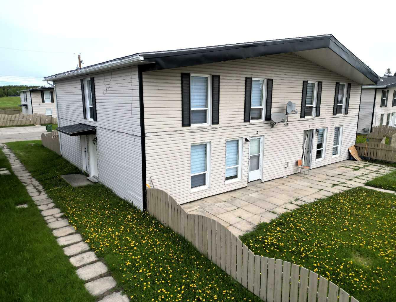 Property Photo:  4510 8A Avenue  AB T7E 1B3 