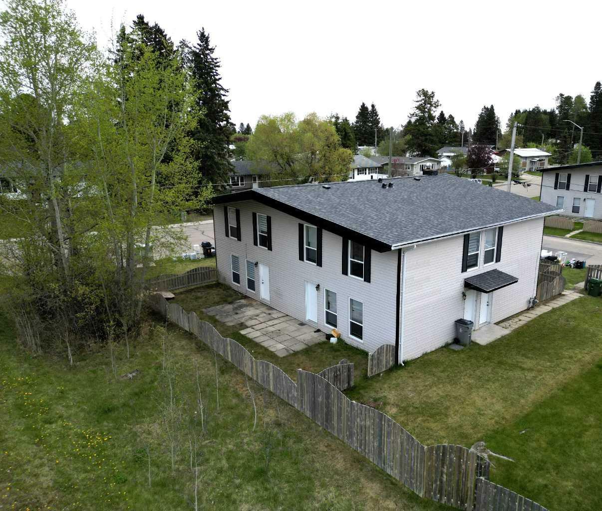 Property Photo:  4504 8B Avenue  AB T7E 1B2 