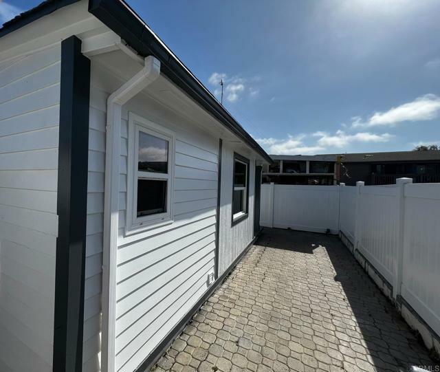 Property Photo:  405 Park Way  CA 91910 