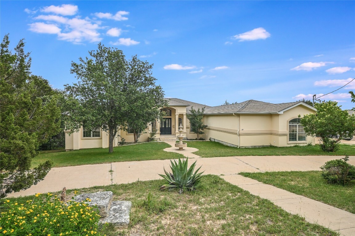 Property Photo:  1109 Warbler Drive  TX 78734 