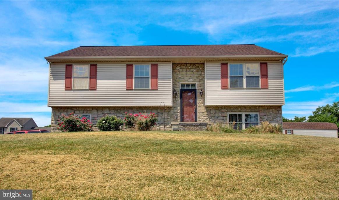 Property Photo:  20 Rock Ridge Avenue  PA 17562 