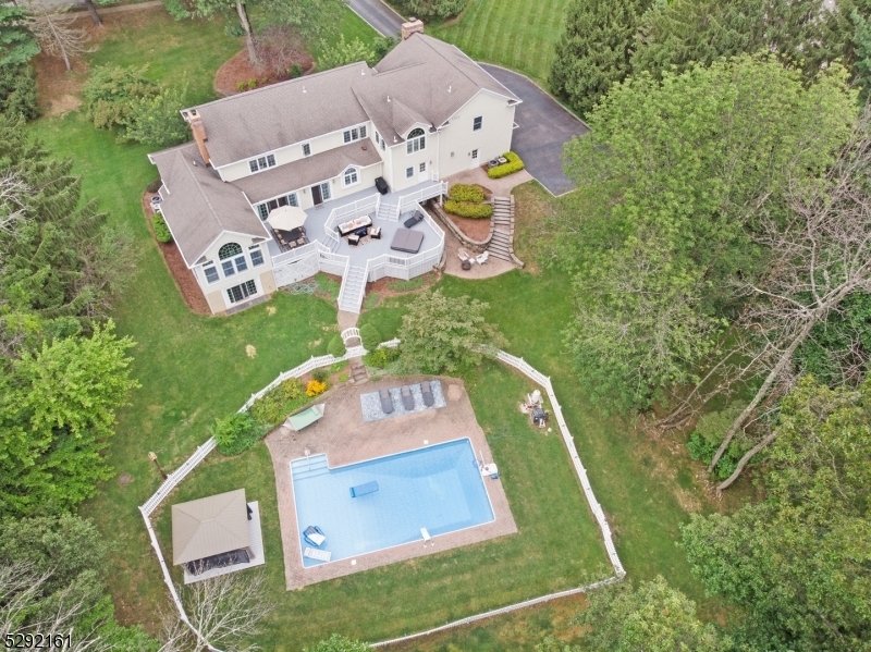 Property Photo:  44 Mountainside Rd  NJ 07945 