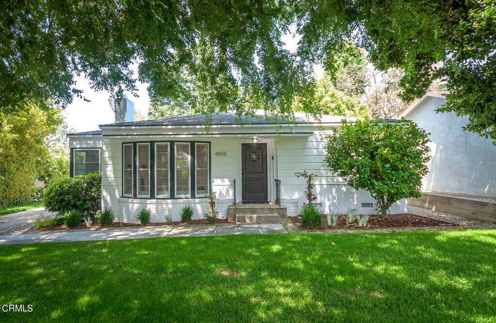Property Photo: 4555 Encinas Drive CA 91011