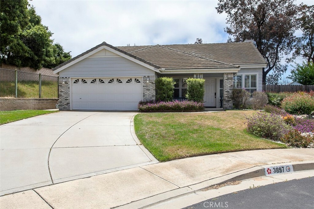 Property Photo:  3897 Mira Loma Drive  CA 93455 