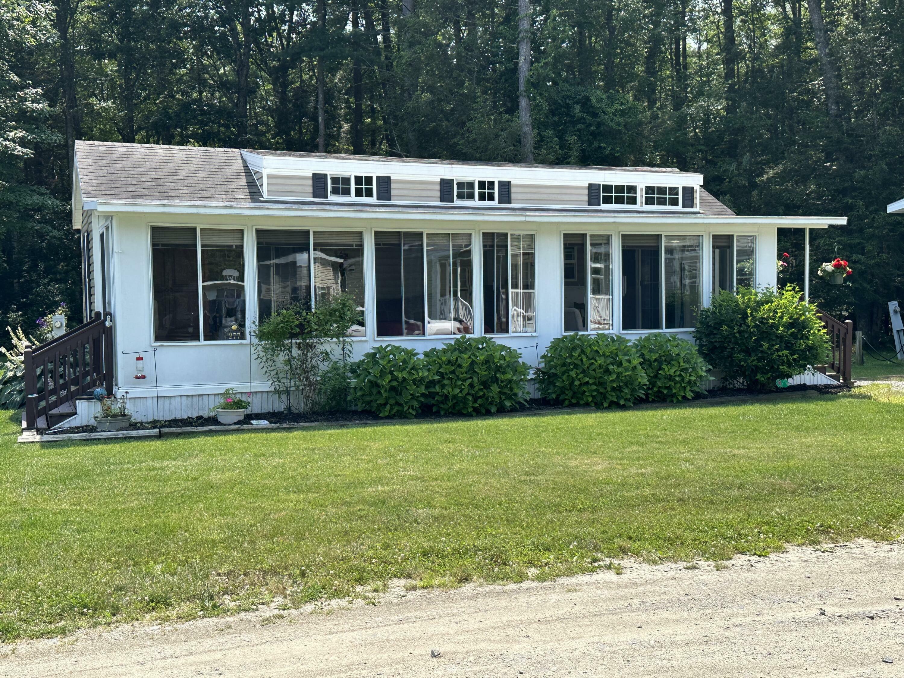 Property Photo:  430 Post Rd 277  ME 04090 