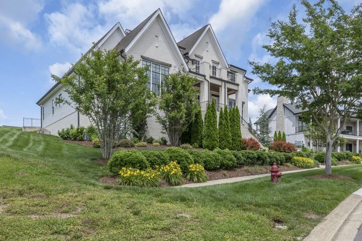Property Photo: 7373 Harlow Drive TN 37046