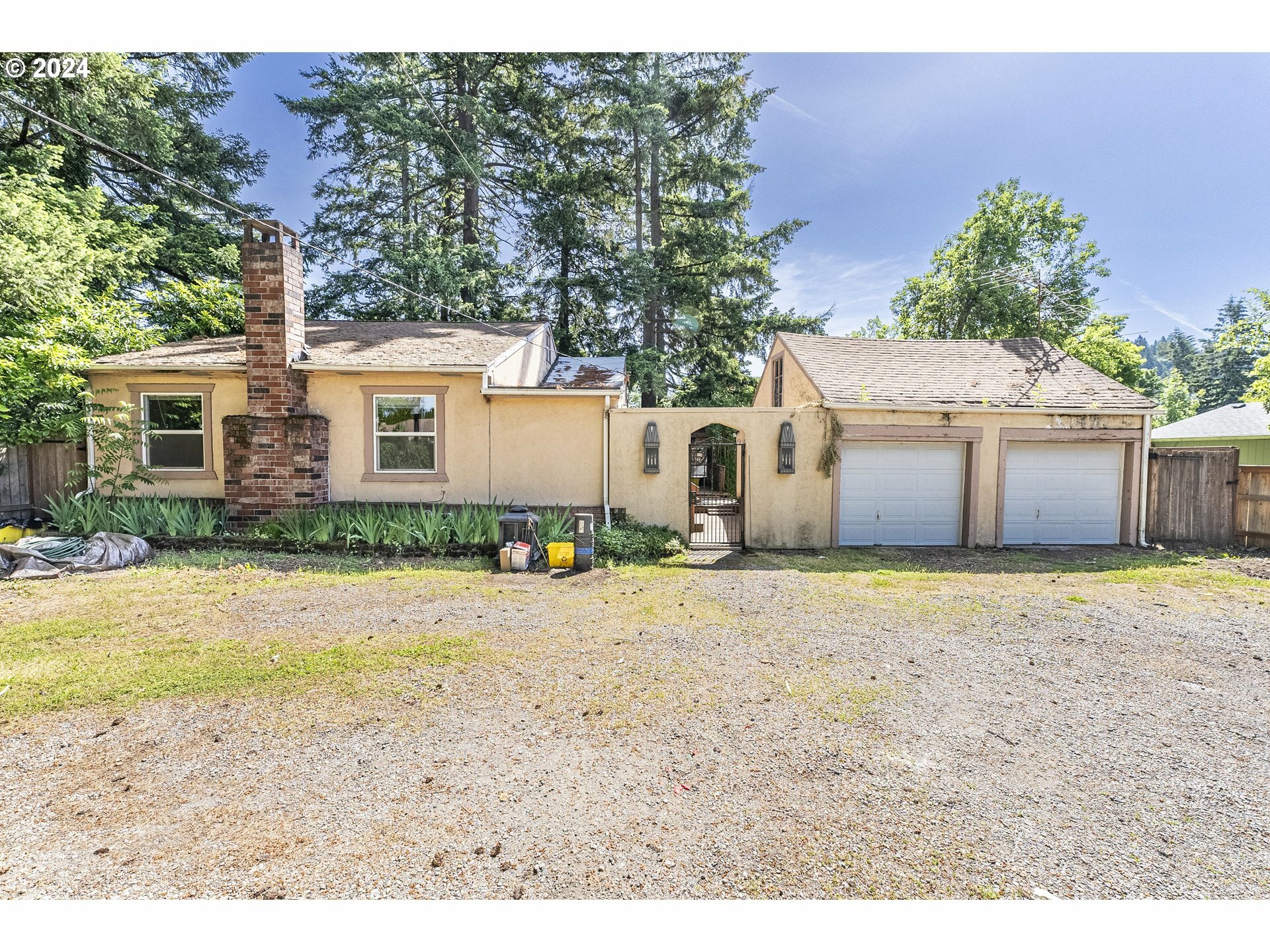 Property Photo:  4208 SE 136th Ave  OR 97236 