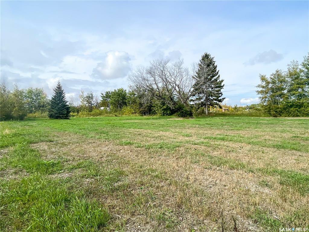 Property Photo:  305 7th Street E  SK S9X 1J1 