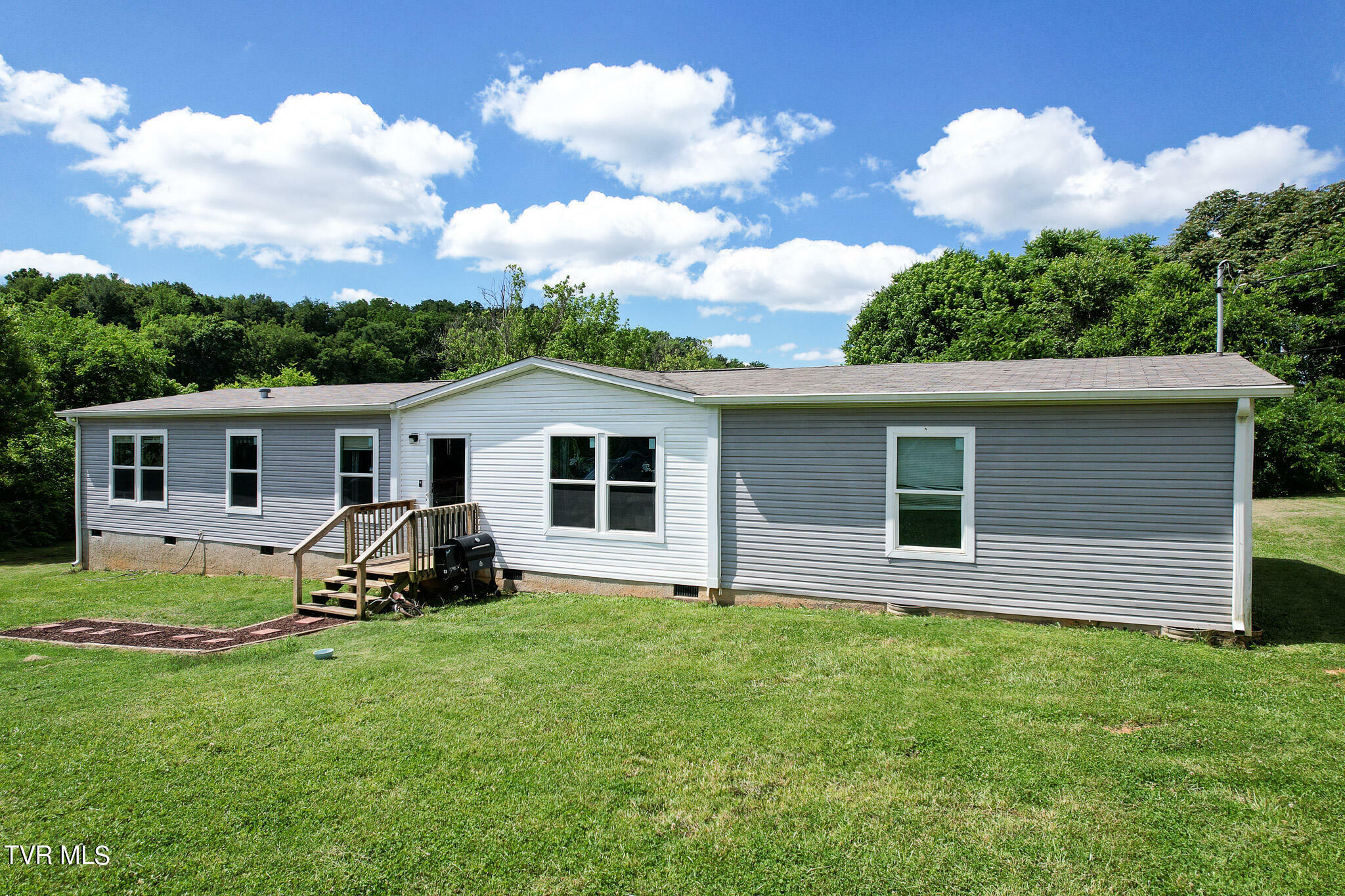 Property Photo:  890 South Old Kentucky Road  TN 37743 