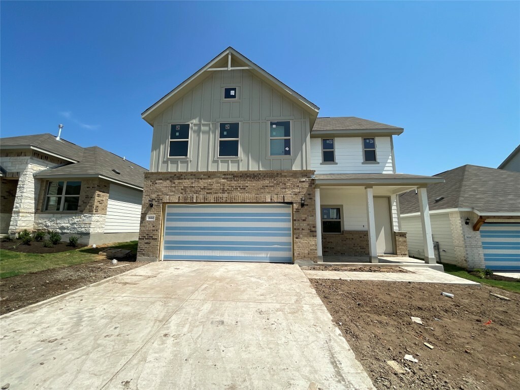 Property Photo: 920 Palo Brea Loop TX 78634