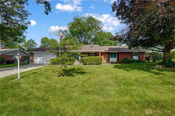 2389 Apricot Drive  Beavercreek OH 45431 photo