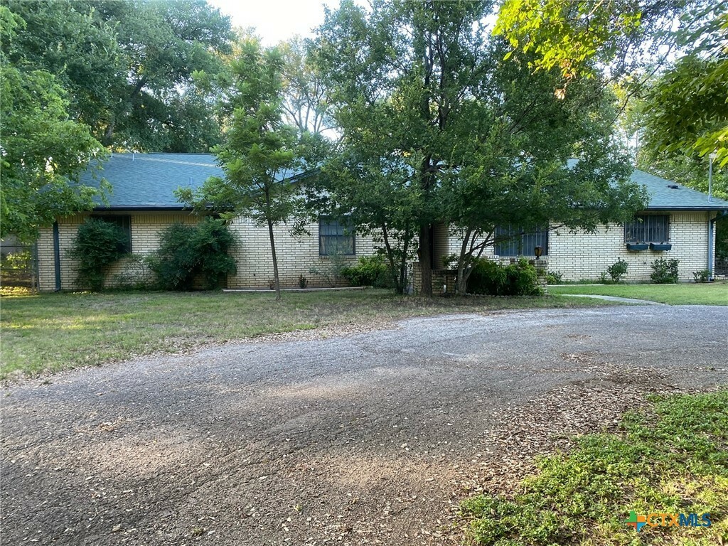 Property Photo: 2373 Stagecoach Road TX 76542
