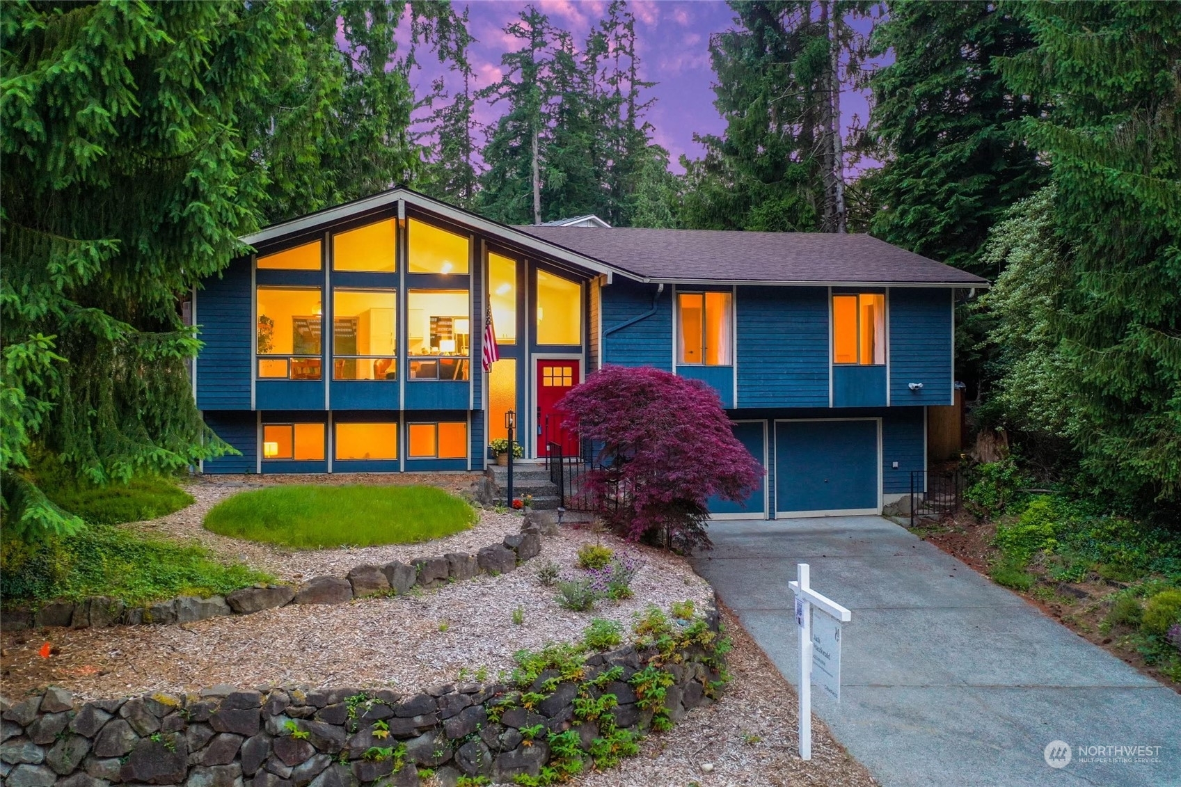 Property Photo:  21322 2nd Drive SE  WA 98021 