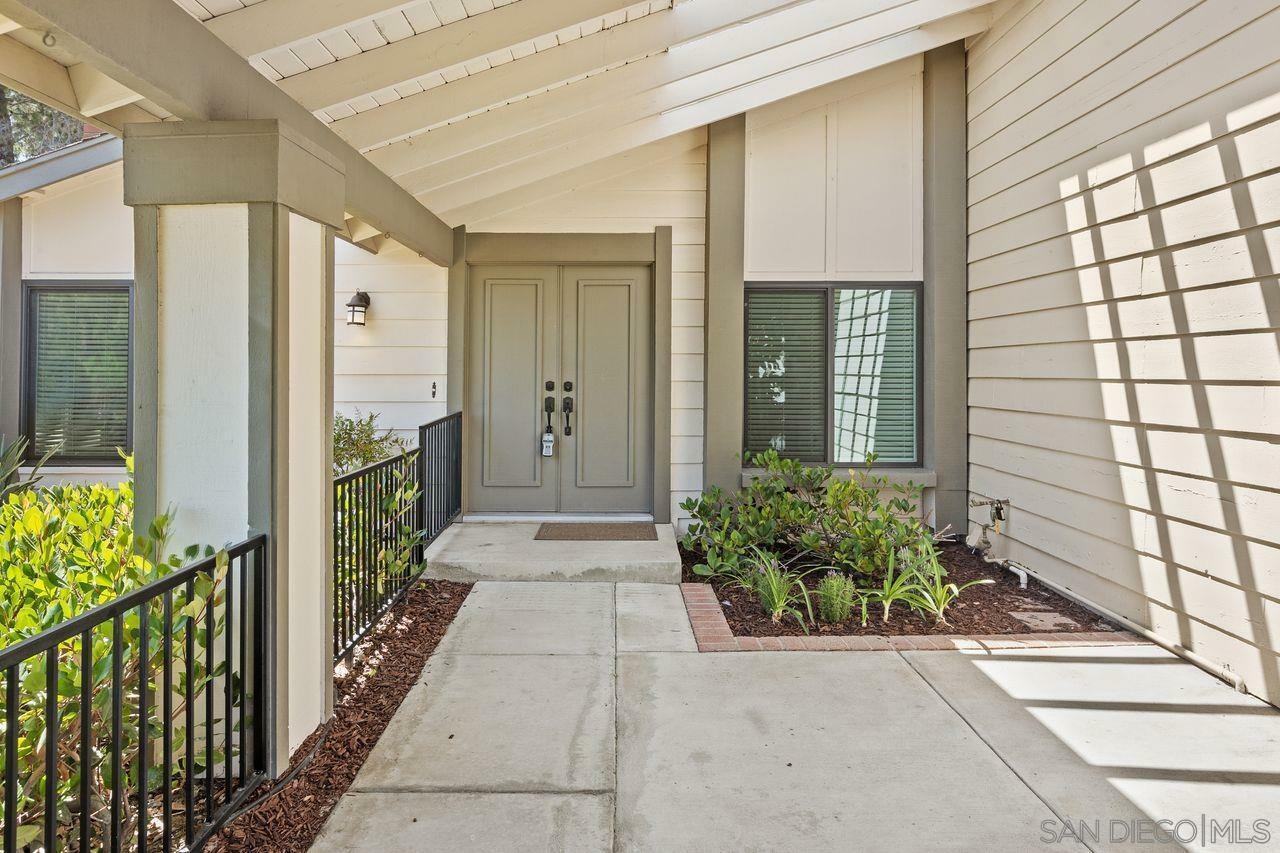 Property Photo: 4054 Tambor Rd CA 92124