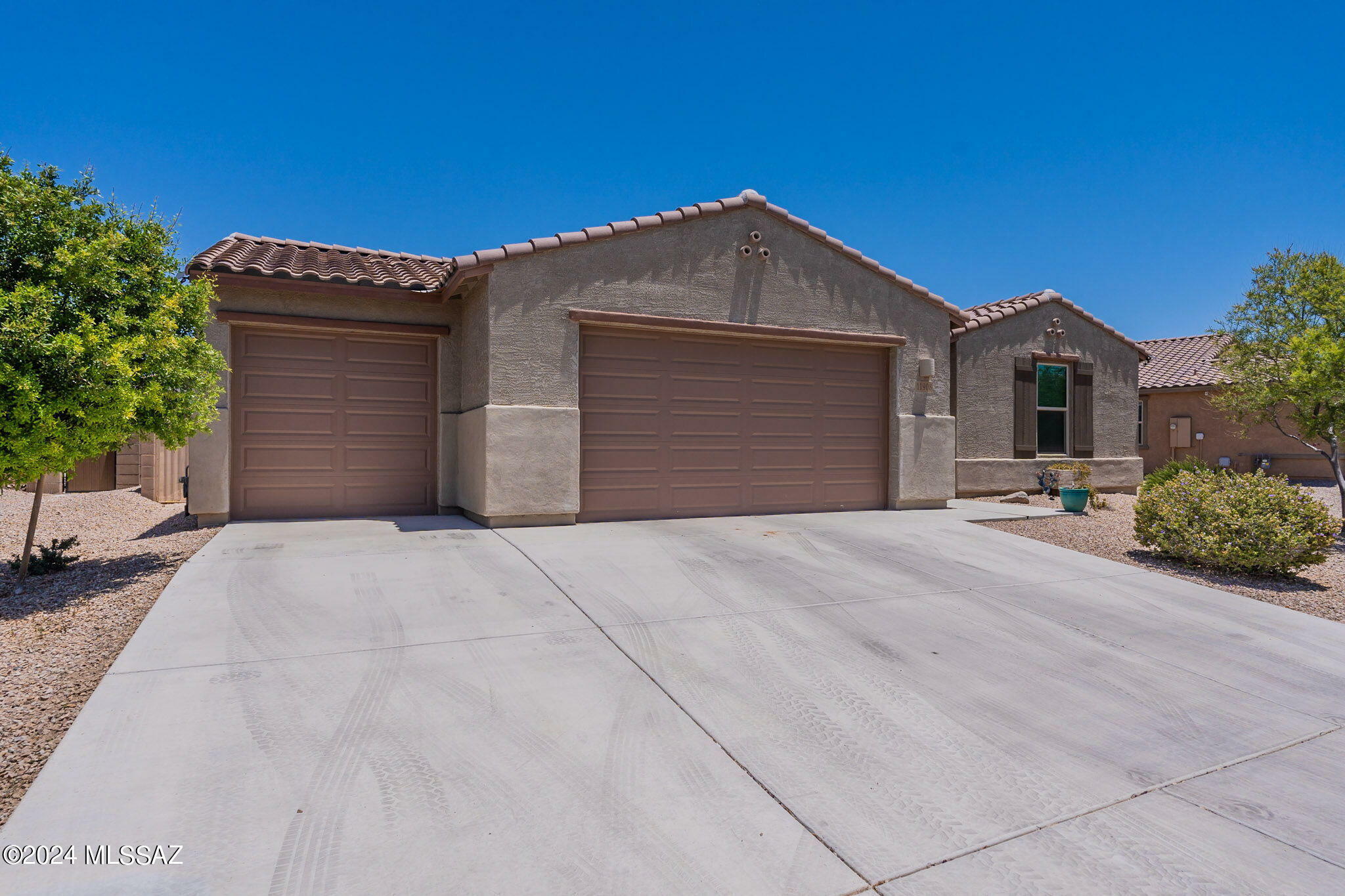 Property Photo:  11908 W Rocky Cove Drive  AZ 85653 