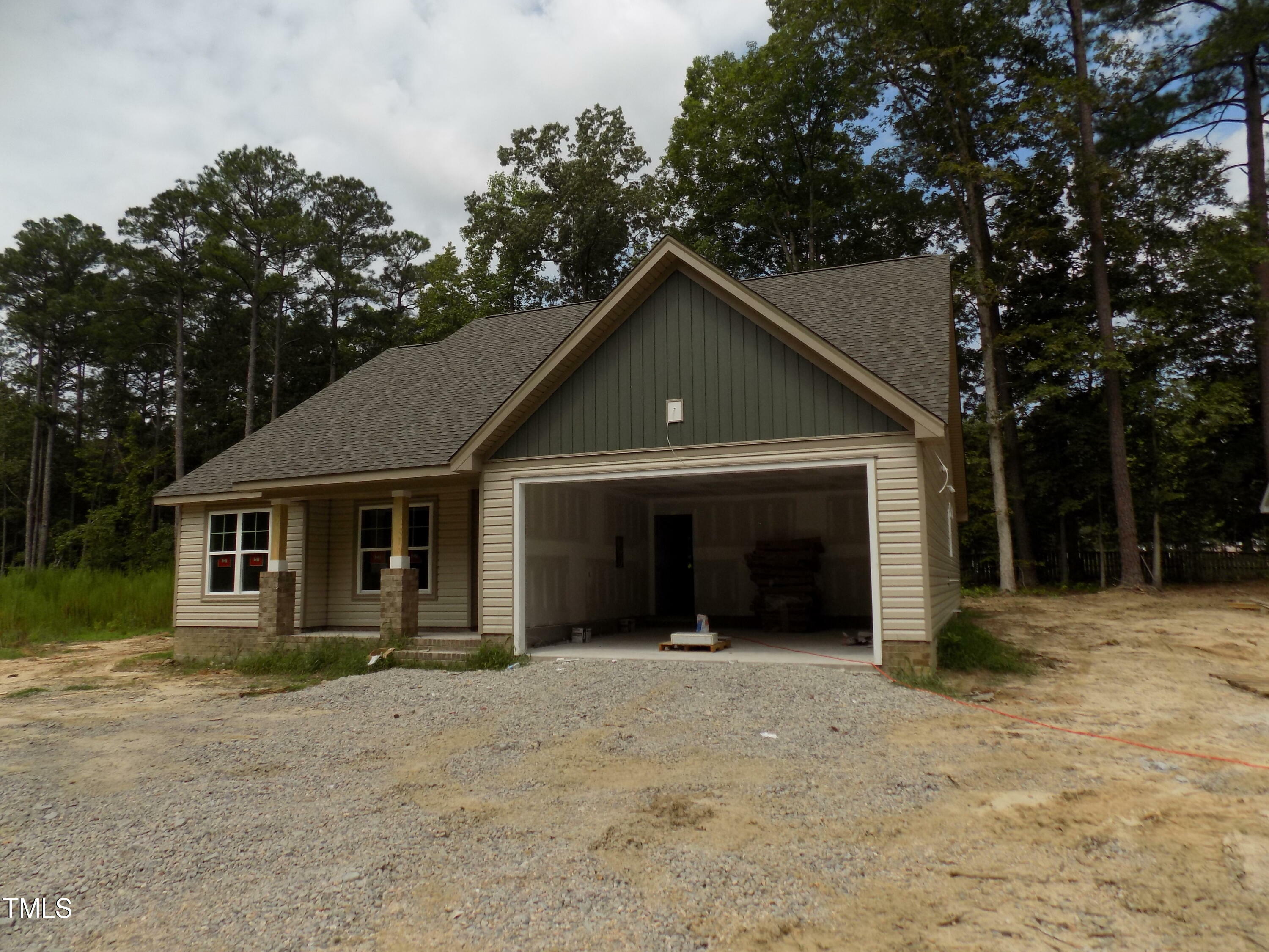 Property Photo:  404 Tanglewood Drive  NC 27549 