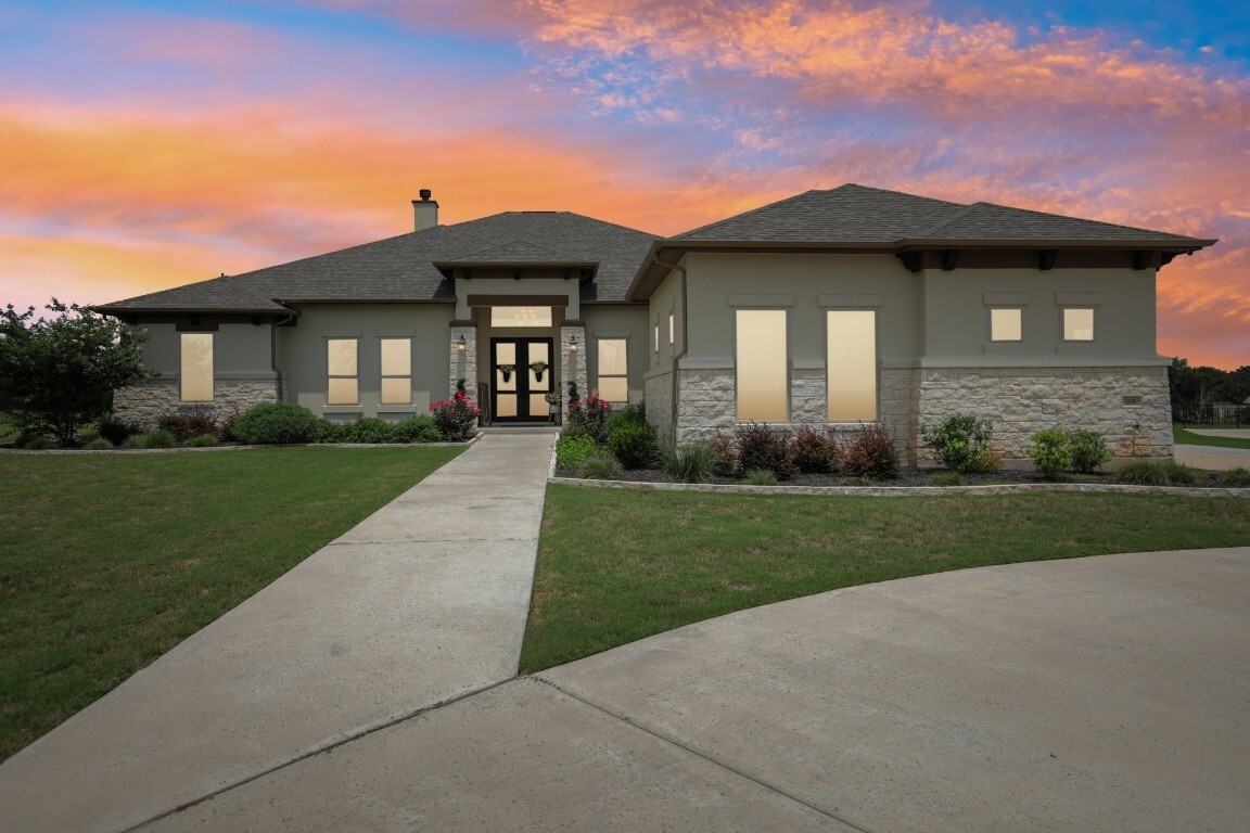 Property Photo: 508 Calistoga Wheel TX 78642