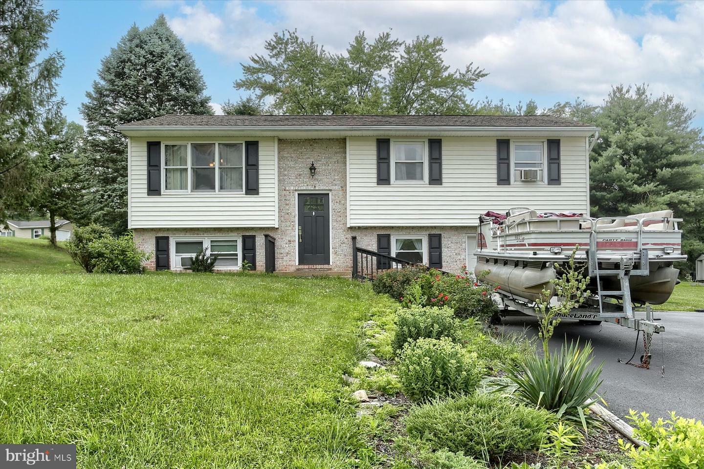 Property Photo:  14 Stiles Drive  PA 17053 