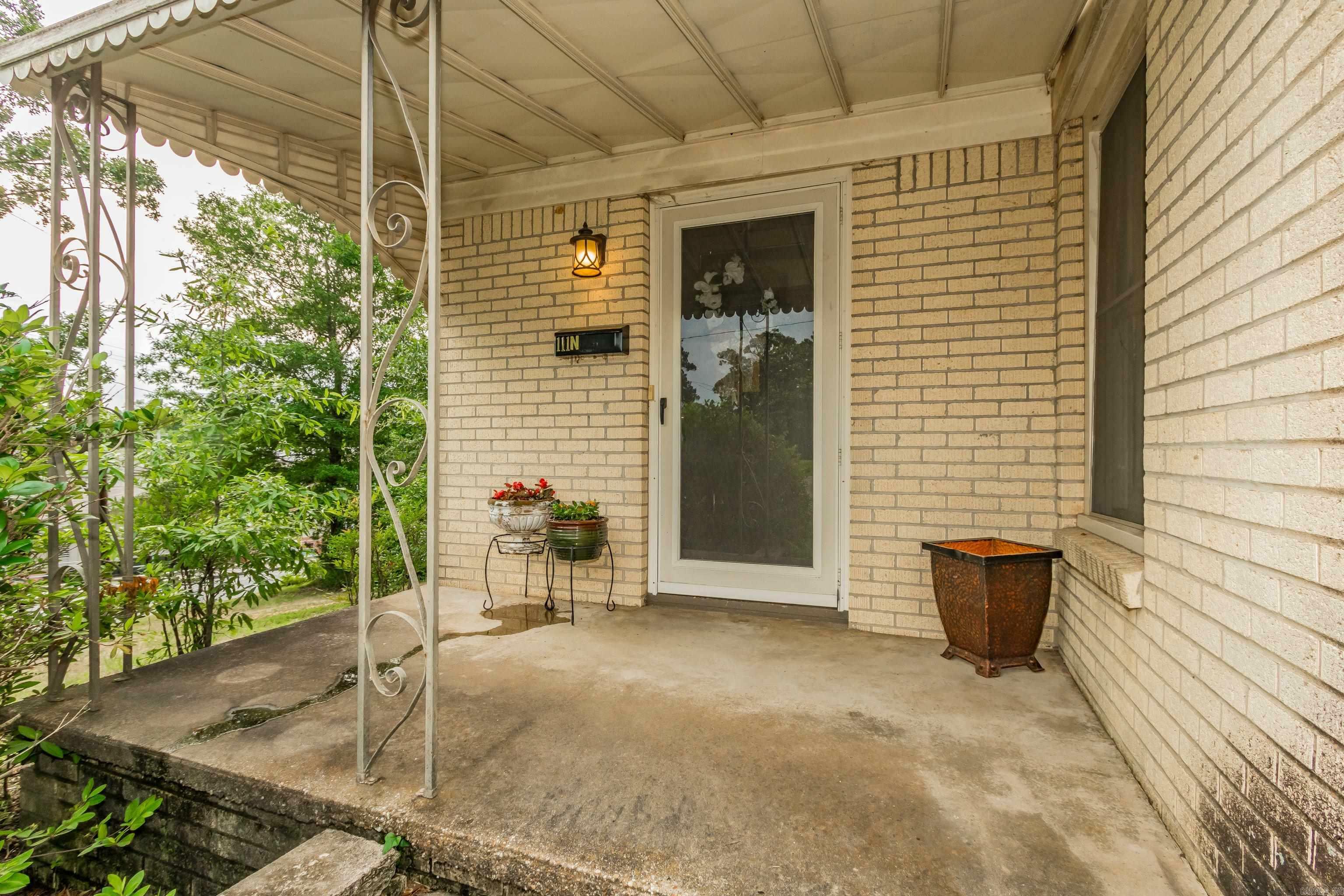 Property Photo:  111 N 1st Street  AR 72015 