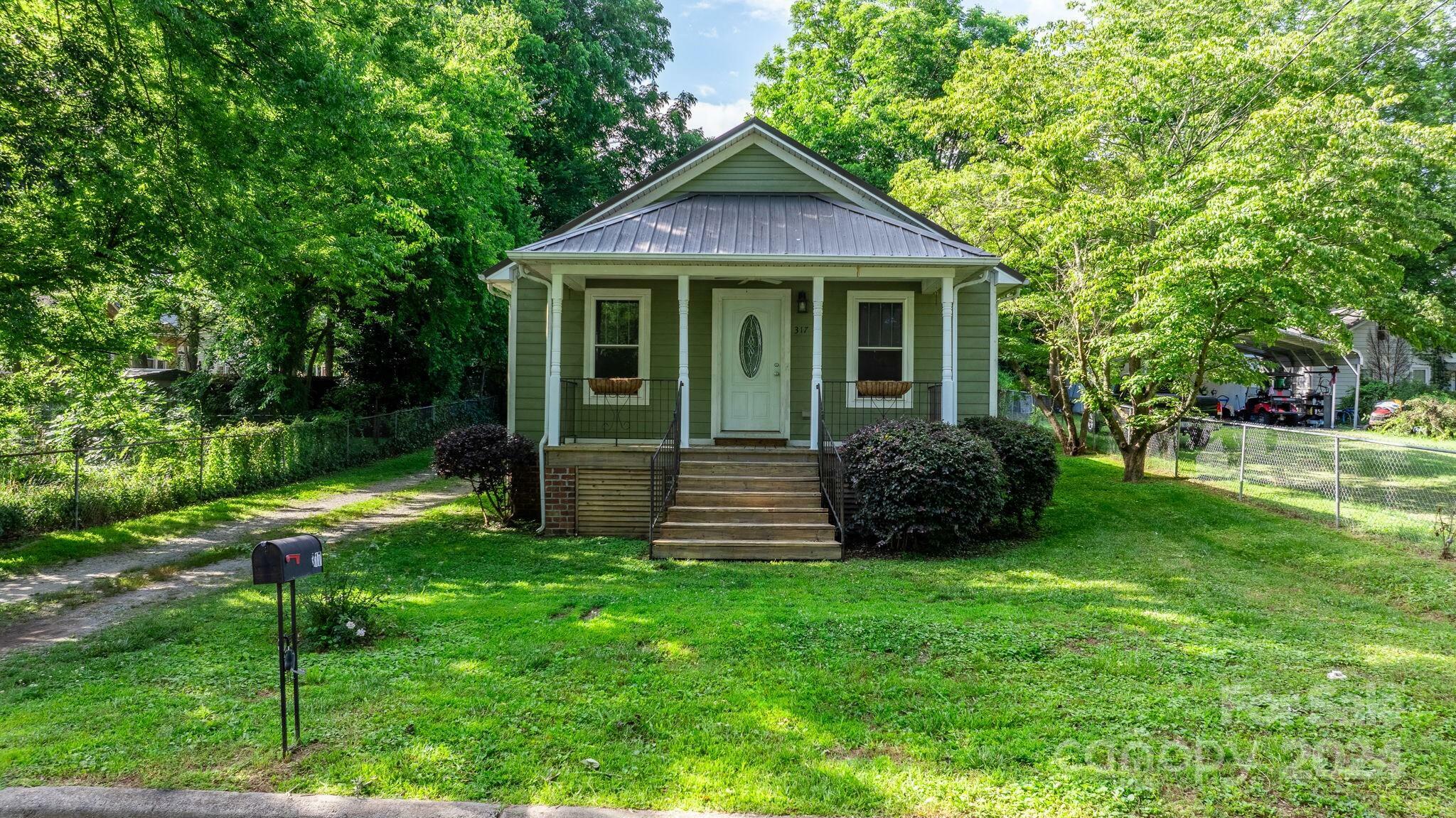 Property Photo:  317 W Pine Street  NC 28092 