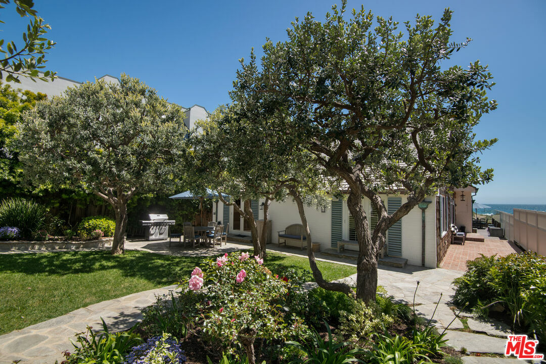 Property Photo:  31202   Broad Beach Rd  CA 90265 