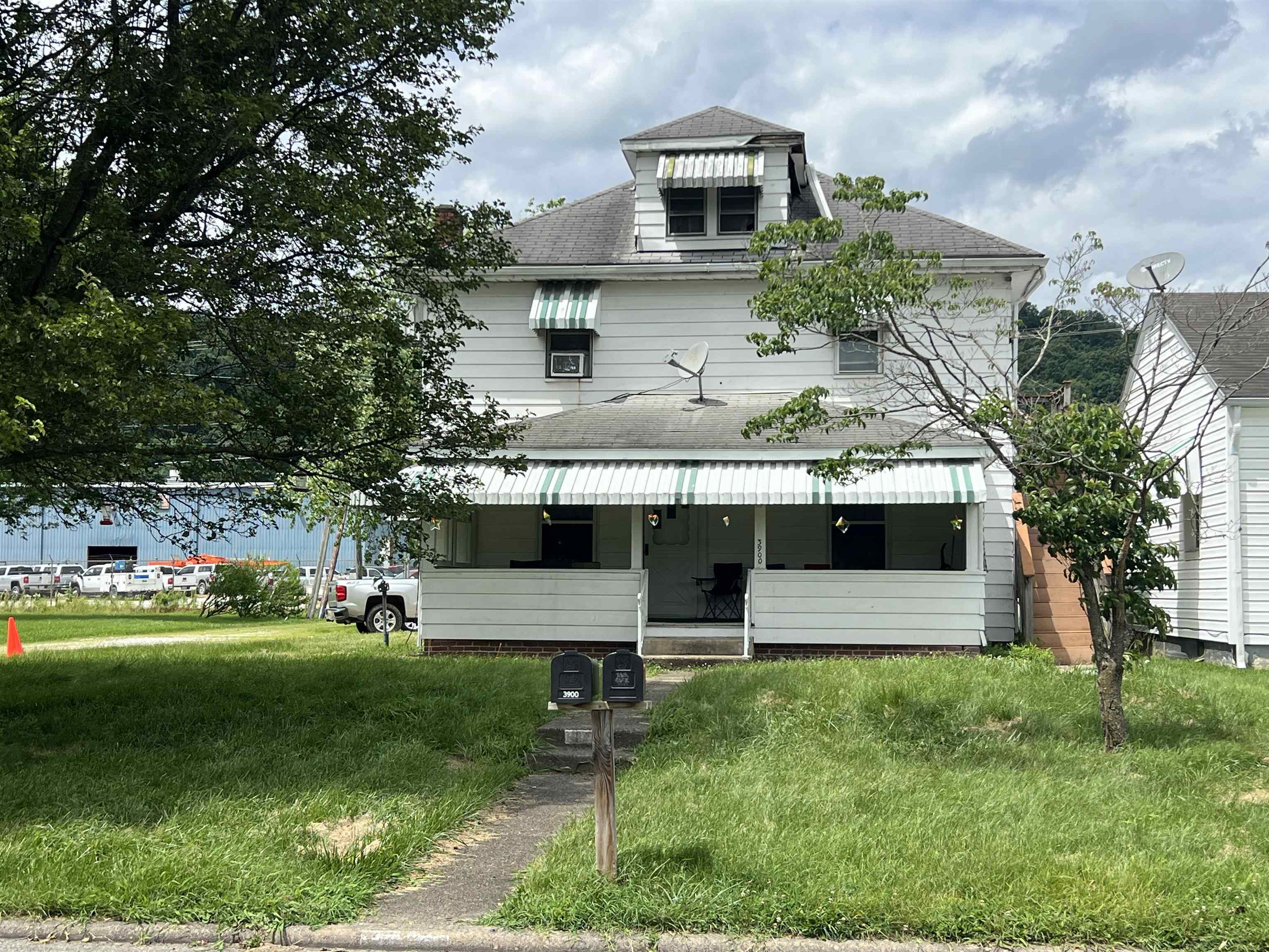 Property Photo:  3900 Crane Avenue  WV 25705 