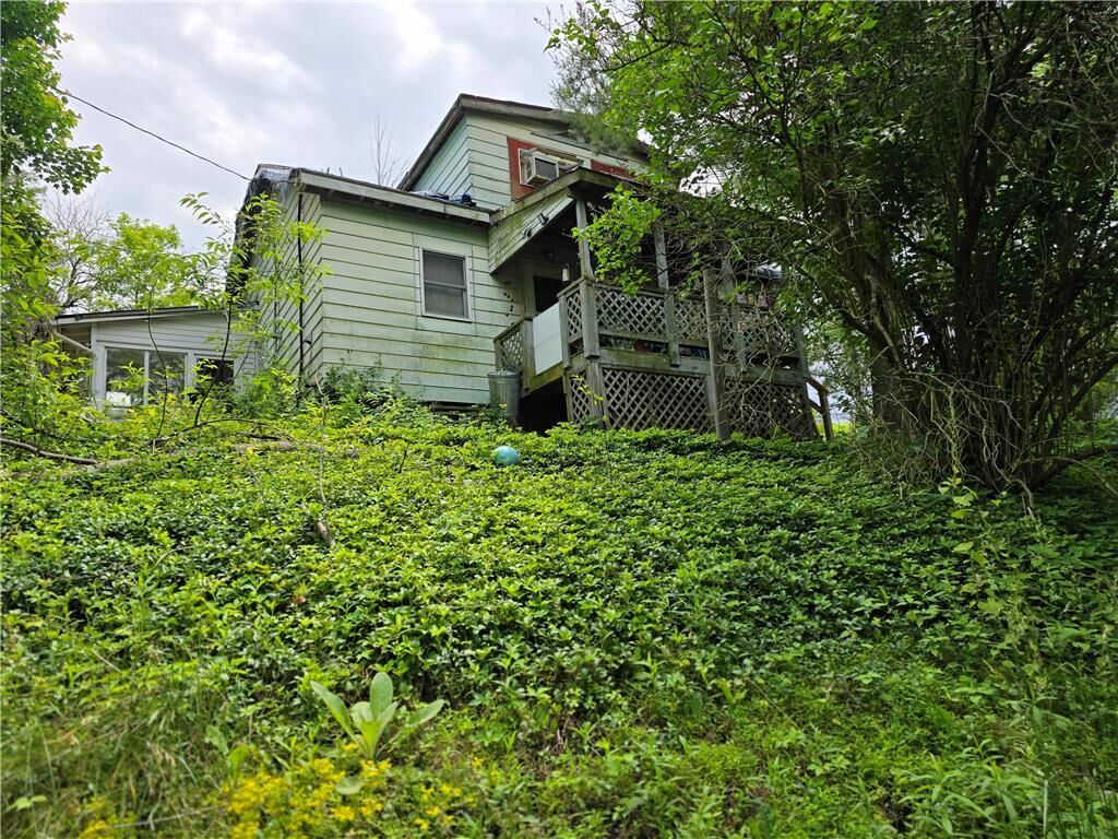 Property Photo:  234 Weir Lake Road  PA 18353 