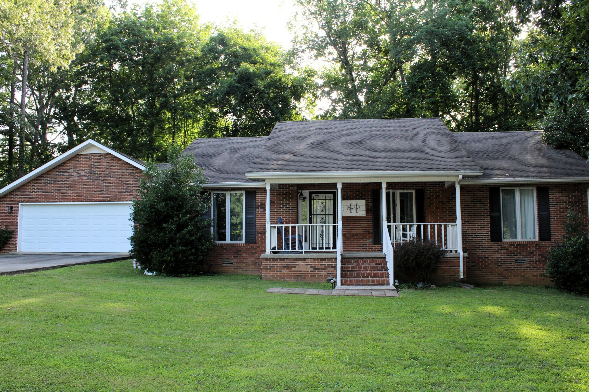 Property Photo: 197 Murray Lake Dr TN 37398