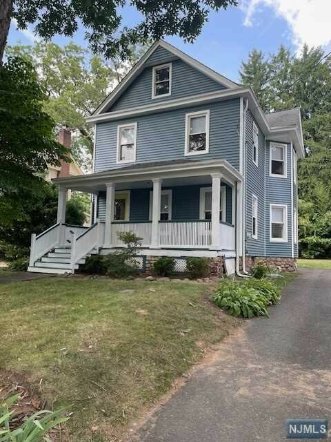 277 Edwards Street  Ridgewood NJ 07450 photo