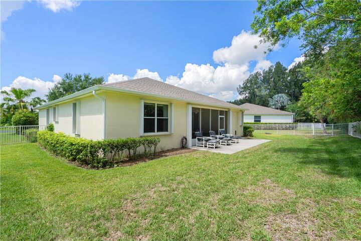 Property Photo:  3255 W Brookfield Way  FL 32966 