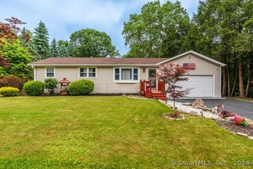 Property Photo: 15 Pastors Walk CT 06468