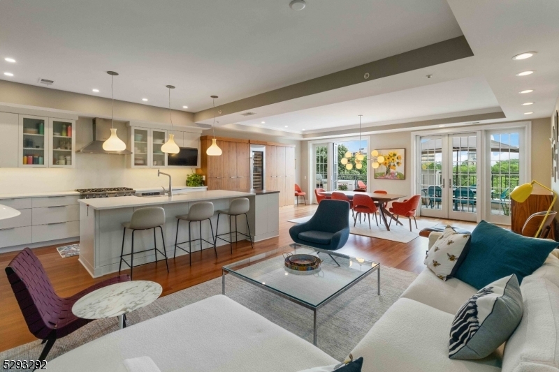 Property Photo: 40 W Park Place Unit 607 NJ 07960