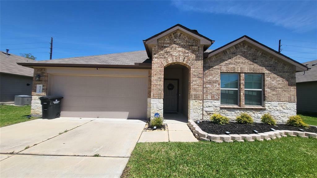 Property Photo: 6319 Fairfield Brook Lane TX 77469