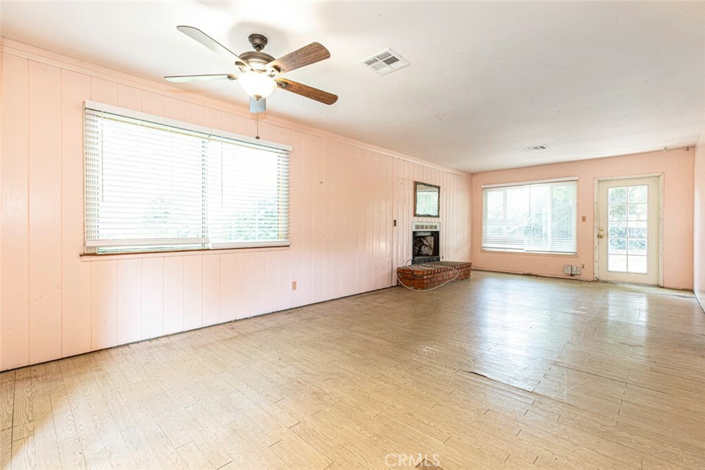 Property Photo:  16061 Index Street  CA 91344 