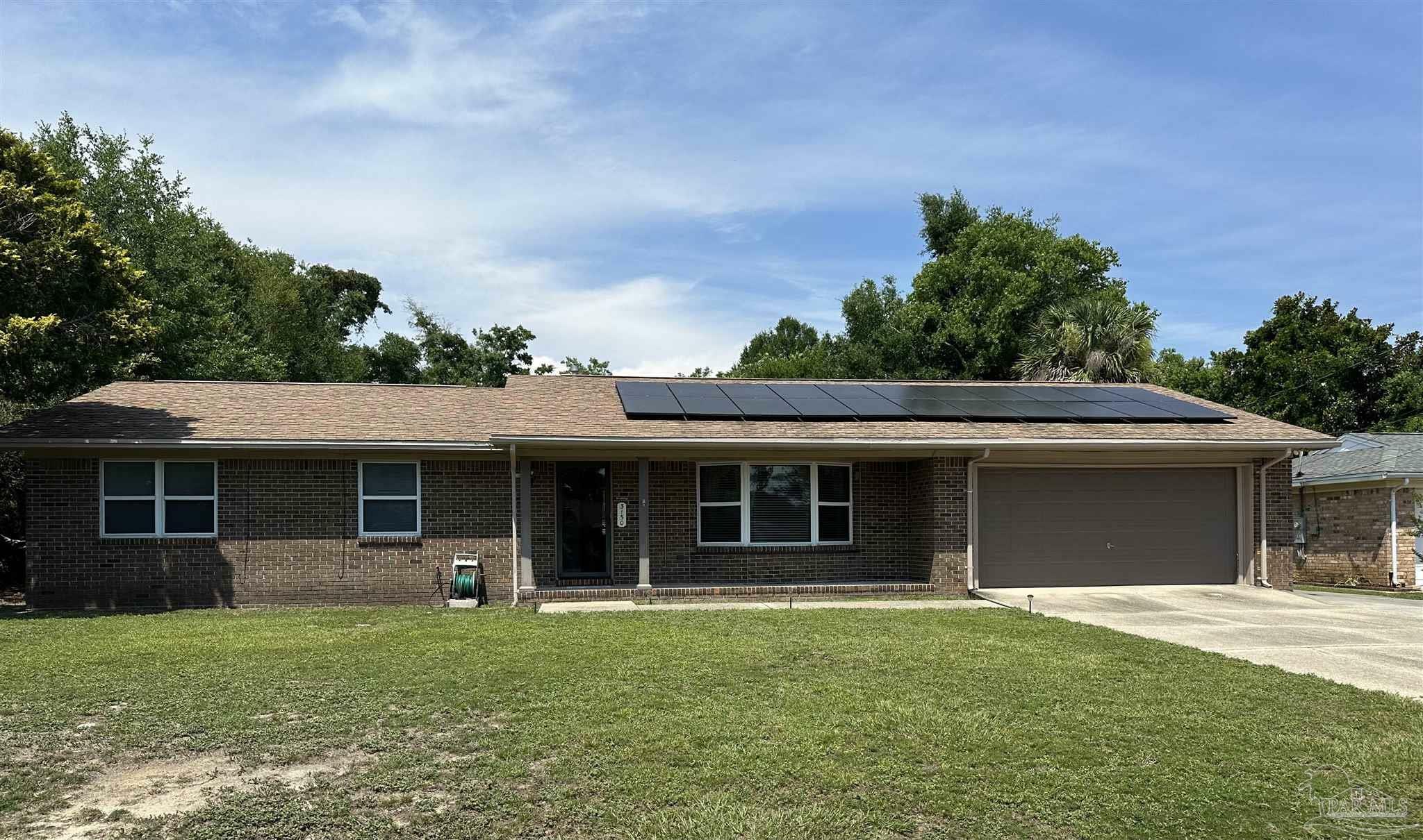 Property Photo:  3150 Logan Dr  FL 32503 