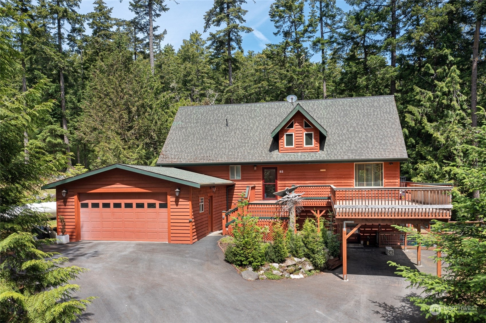 Property Photo:  82 Cypress Heights Lane  WA 98250 