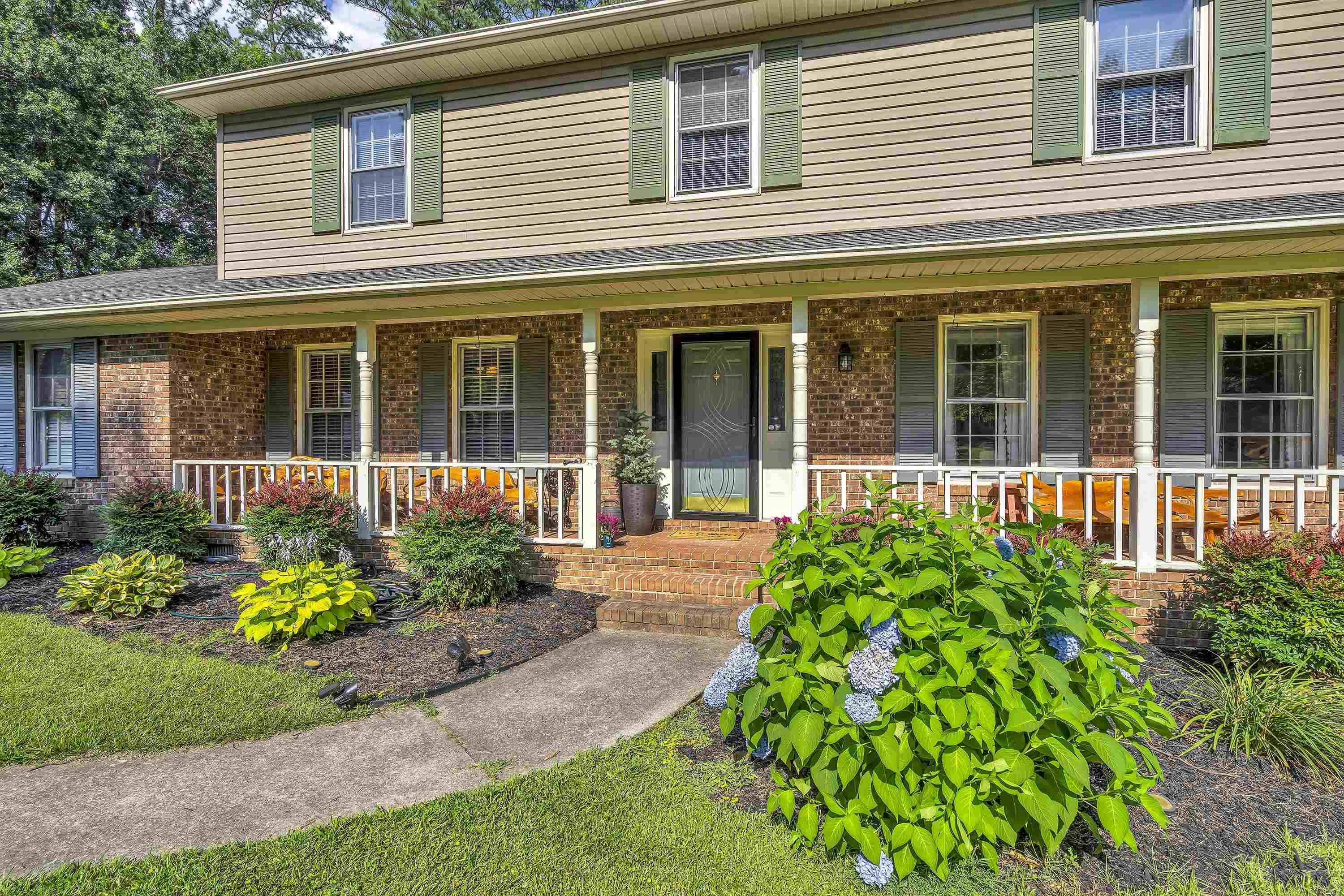 Property Photo:  412 Cloverleaf Lane  SC 29301 