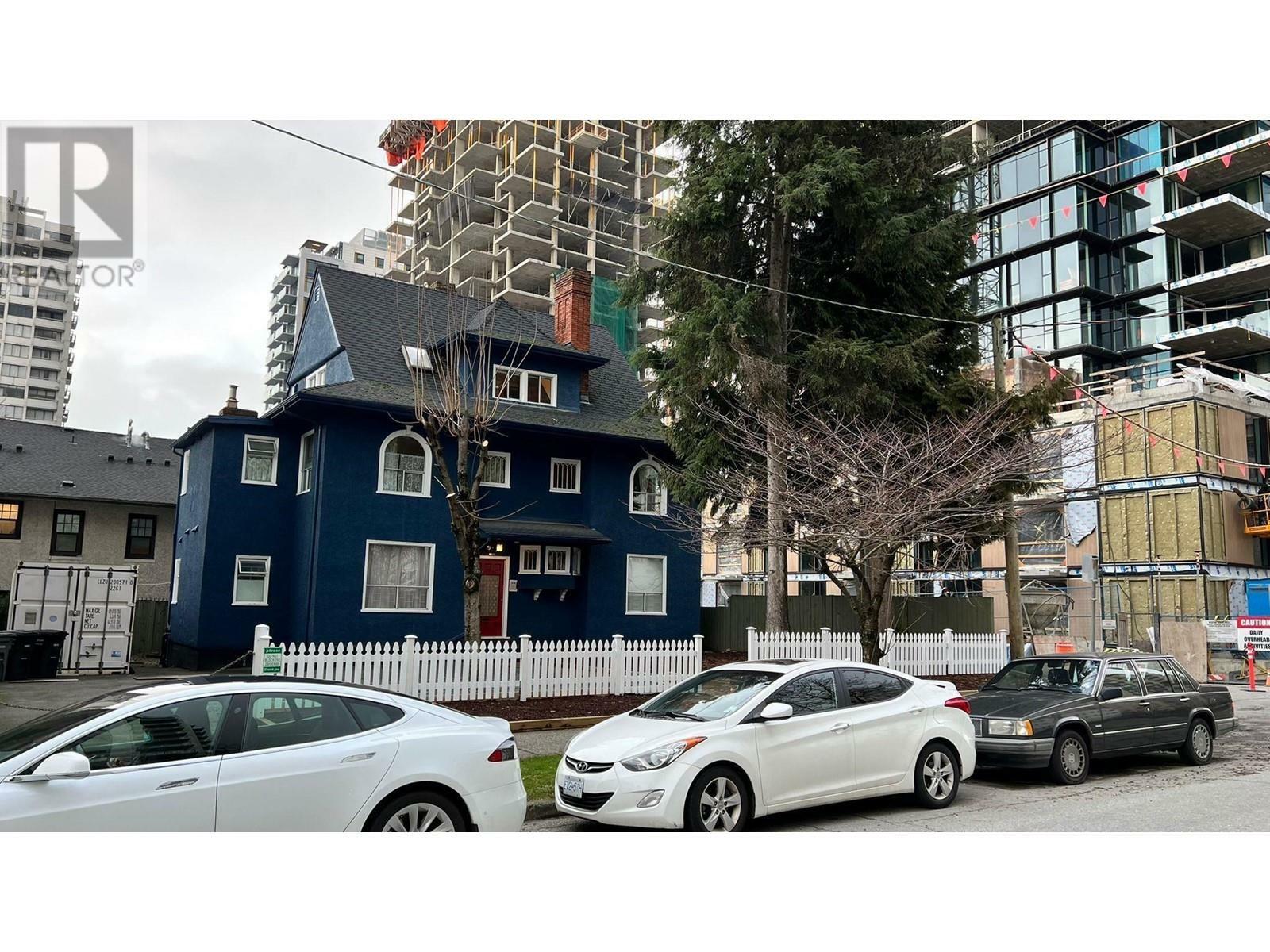 Photo de la propriété:  823 Broughton Street  BC V6G 1Z9 