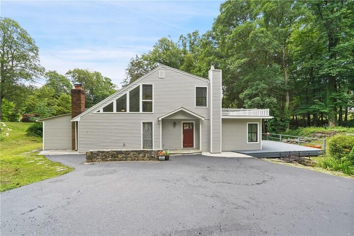 435 Birdsall Drive  Yorktown Heights NY 10598 photo