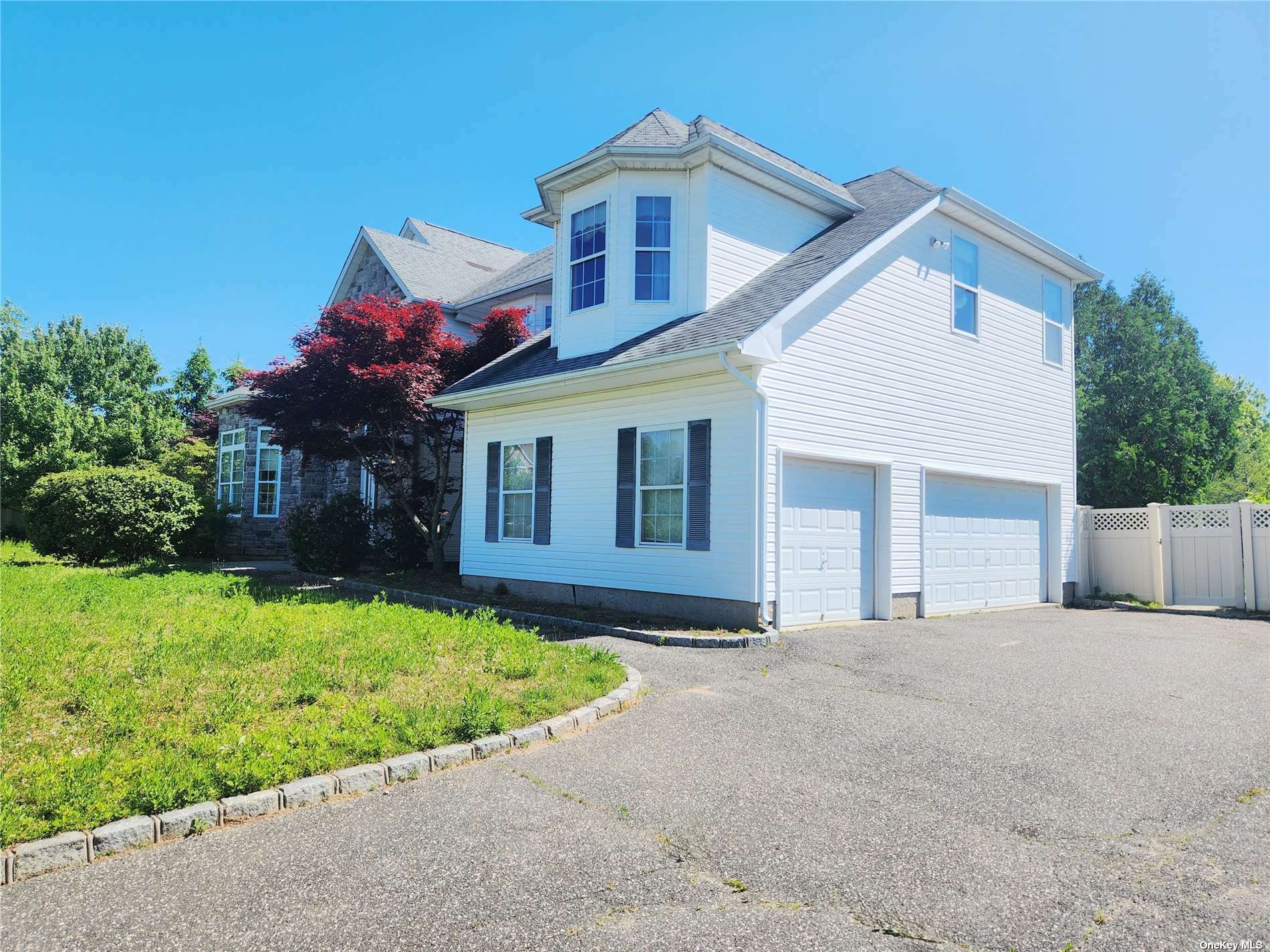 Property Photo:  3 Monticello Drive  NY 11786 