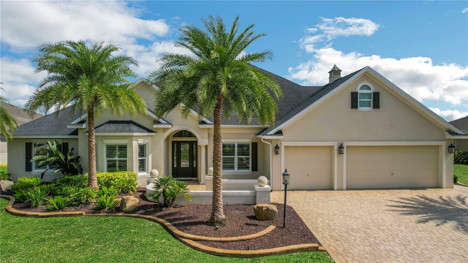 Property Photo:  919 Iron Oak Way  FL 32163 