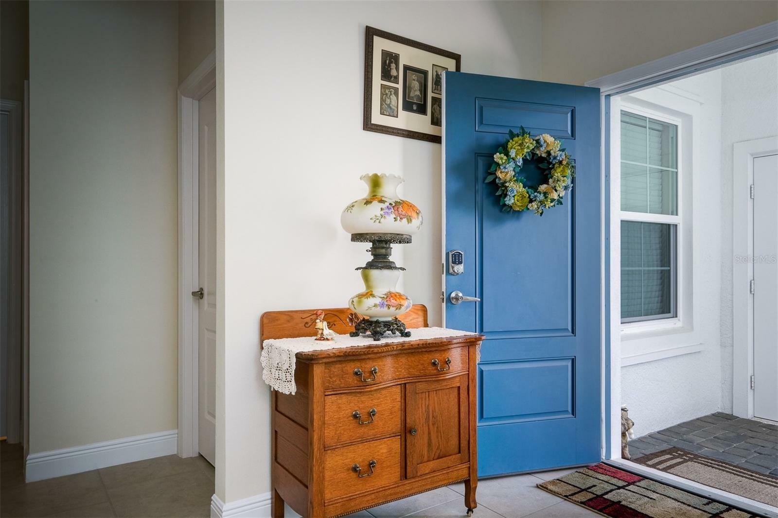Property Photo: 6272 Cassia Street FL 34203