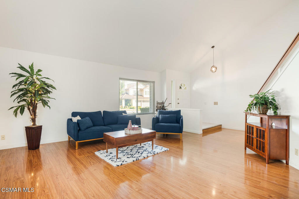 Property Photo: 12319 Willow Hill Drive CA 93021