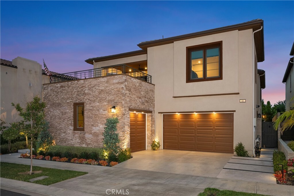 Property Photo: 60 Bellatrix CA 92618