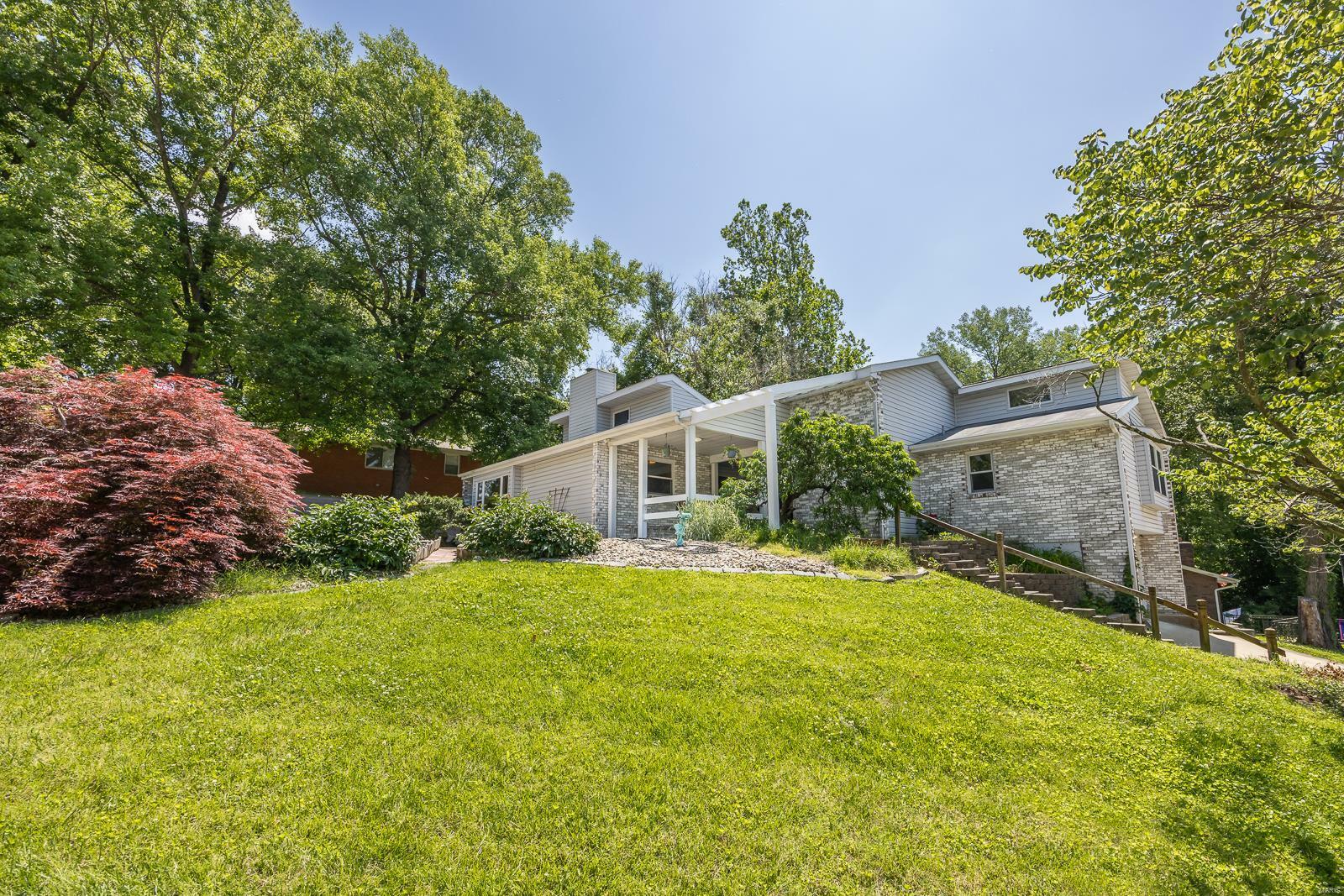 Property Photo:  1251 Pin Oak Lane  IL 62232 