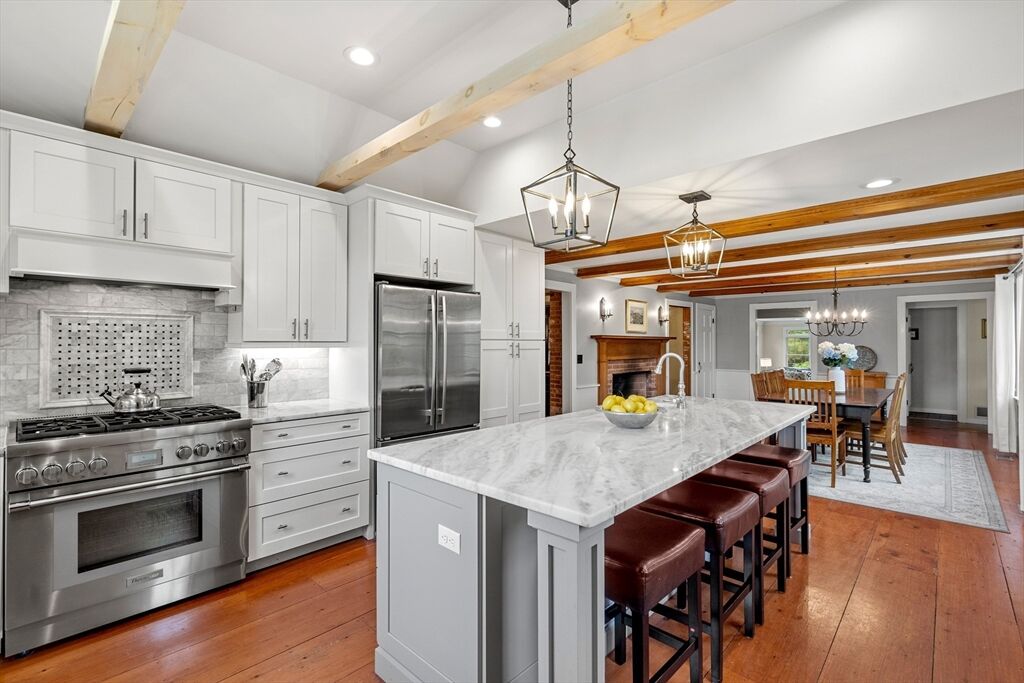 Property Photo: 7 Gooseneck Ln MA 01886